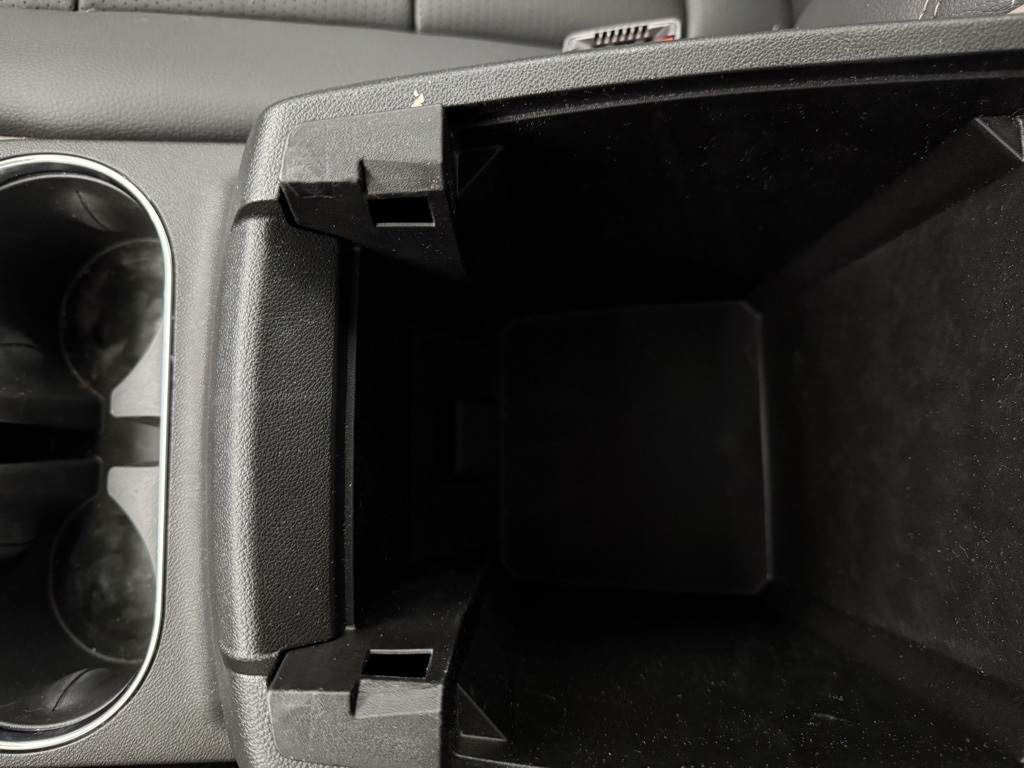 2024 Gmc Canyon Denali photo 46