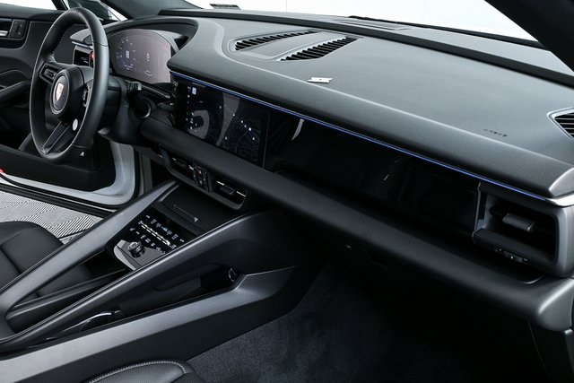 2025 Porsche Macan Electric photo 21