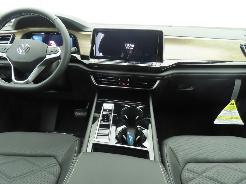 2026 Volkswagen Atlas SE Technology photo 13