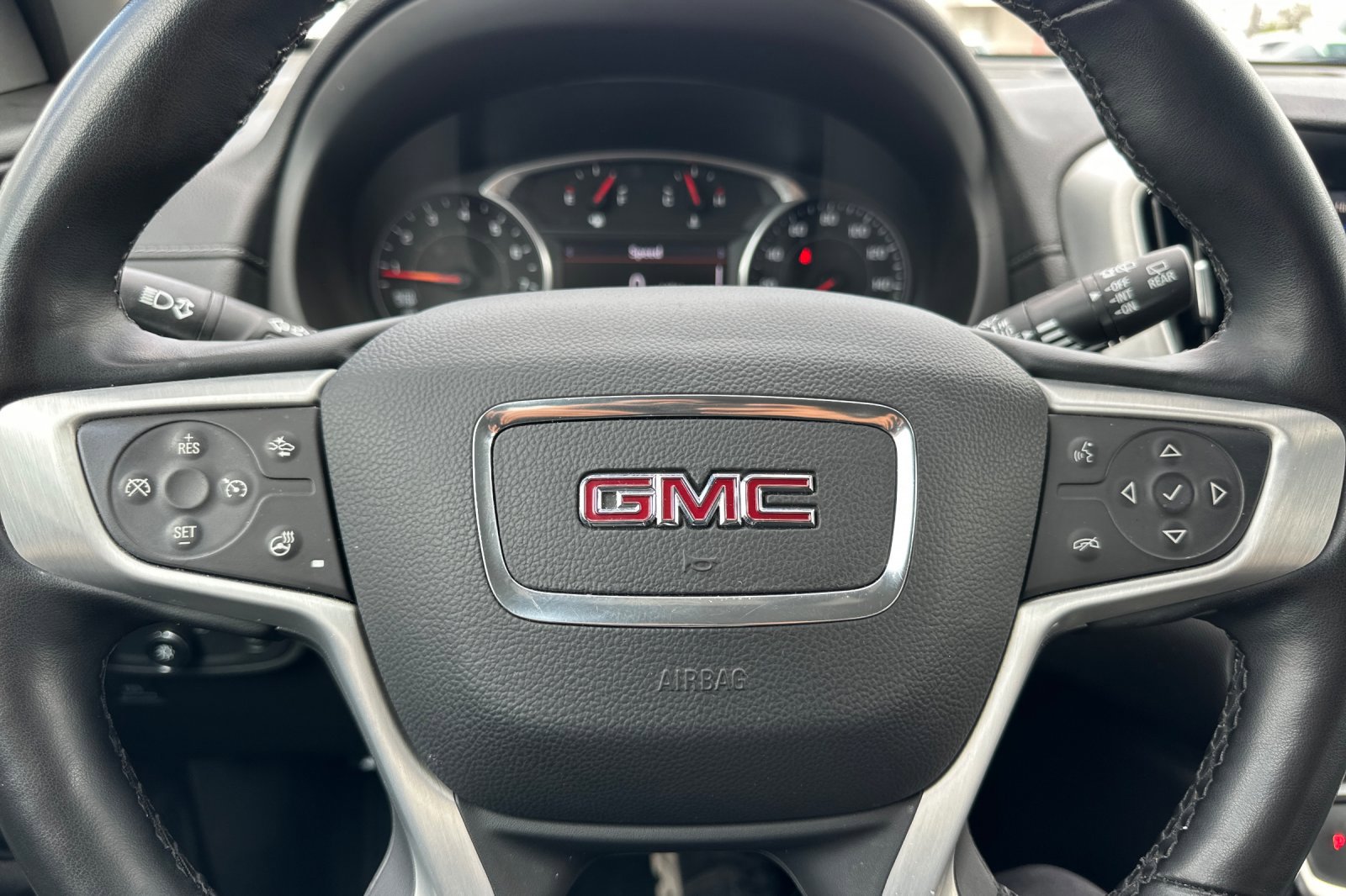 2024 Gmc Terrain SLT photo 21