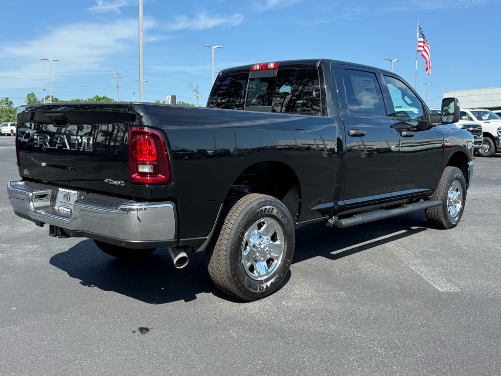 2025 Ram 2500 Tradesman photo 3