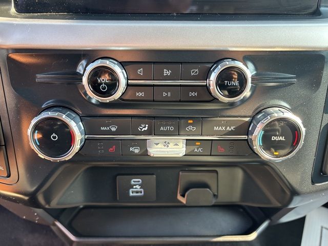 2022 Ford F-150 XLT photo 18