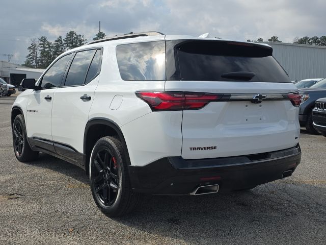 2023 Chevrolet Traverse Premier photo 3