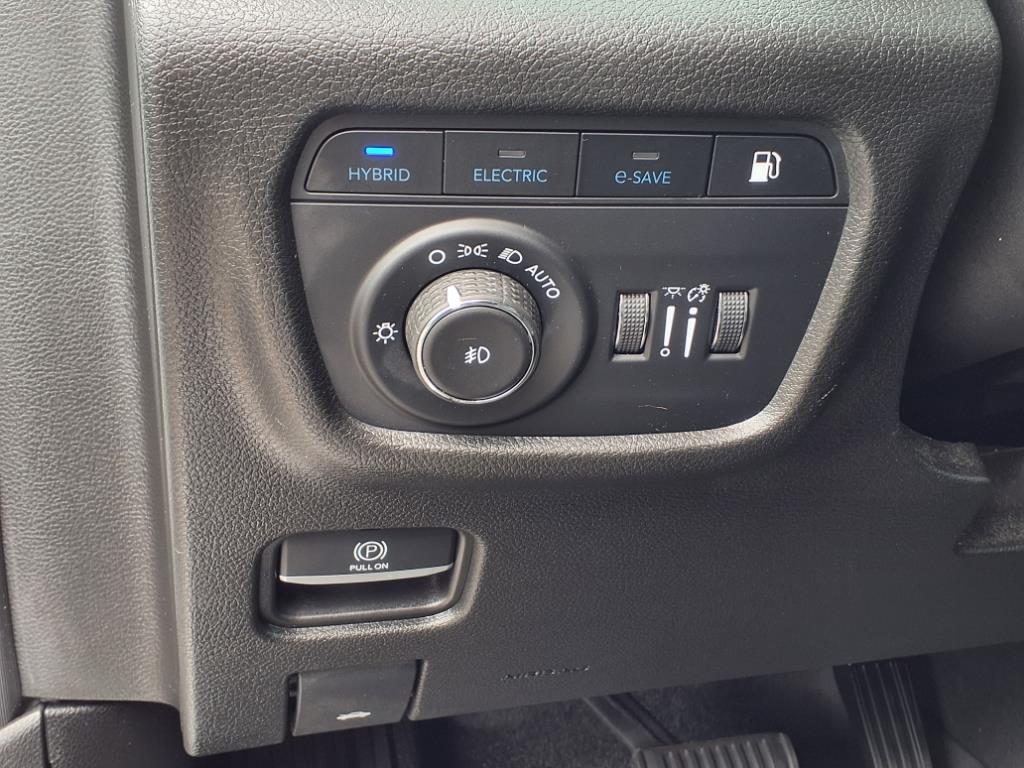 2023 Jeep Cherokee Base photo 20