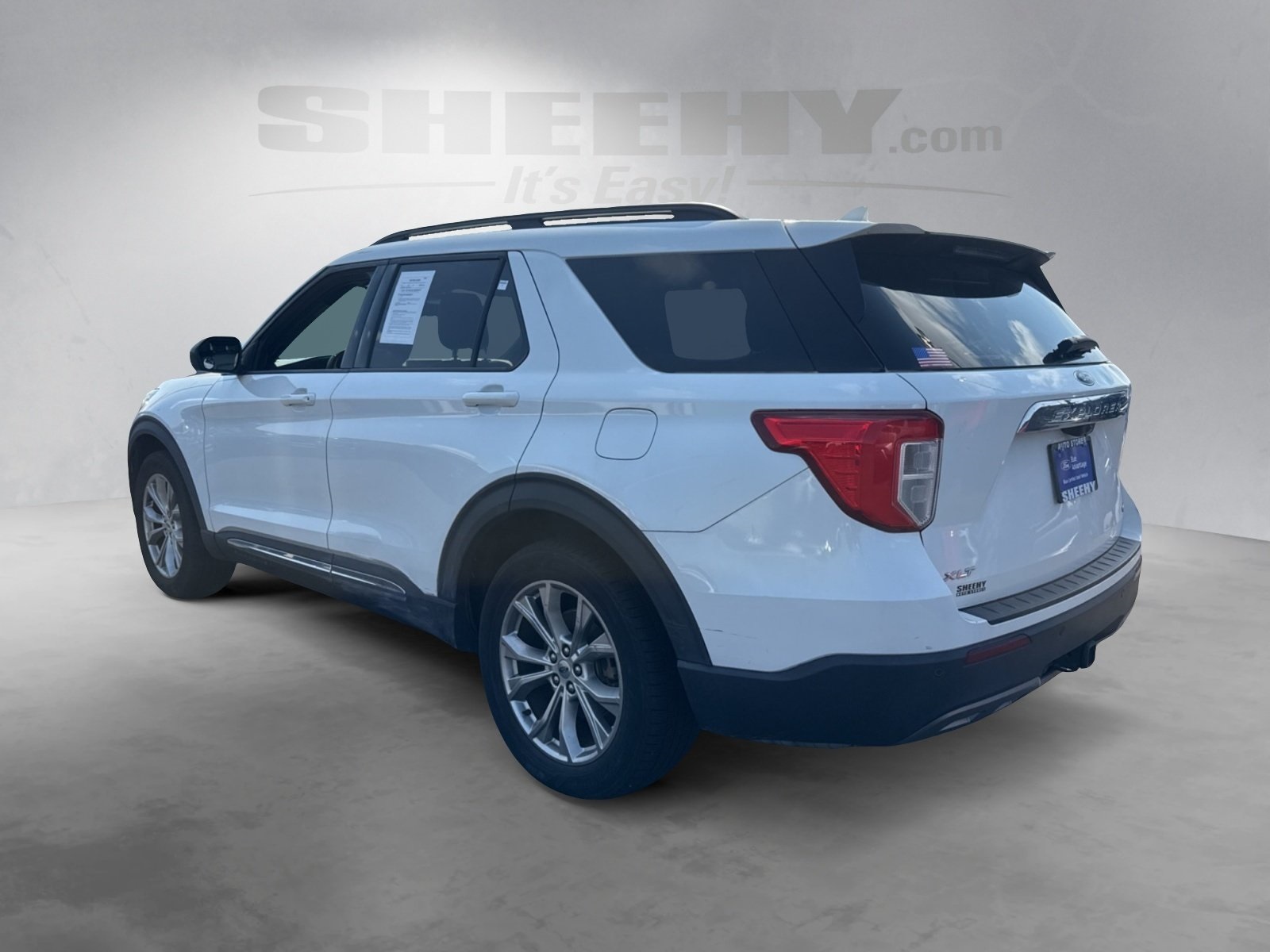 2020 Ford Explorer XLT photo 13