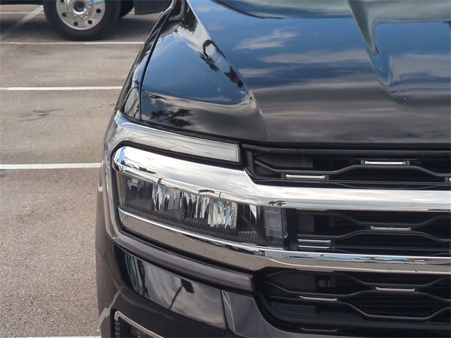 2024 Ford Expedition Limited photo 3