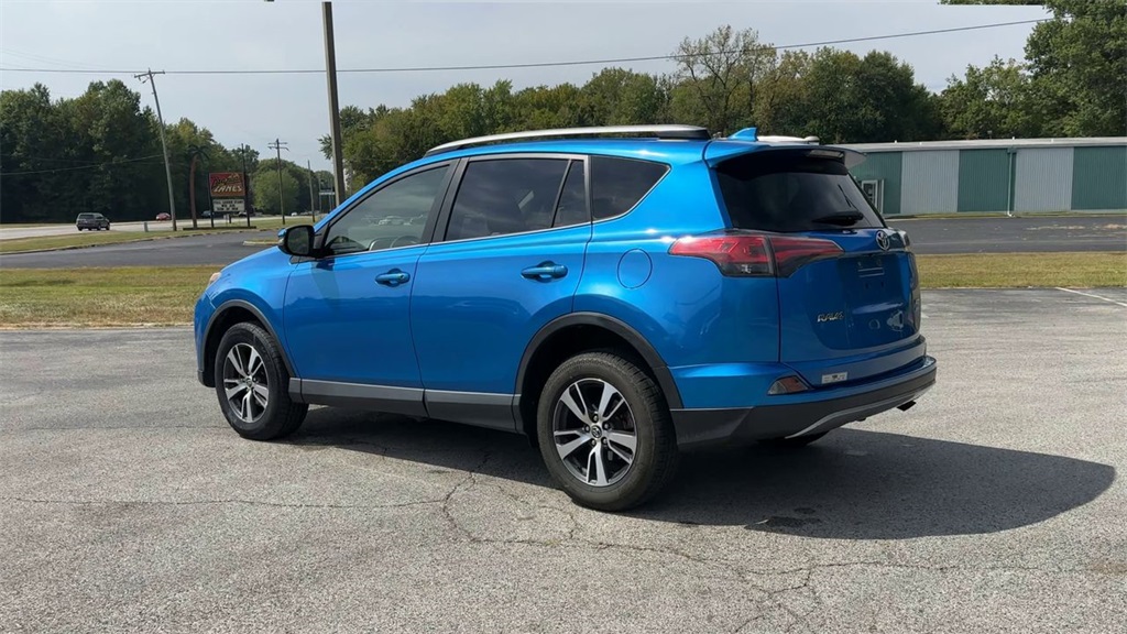 2018 Toyota RAV4 Adventure XLE photo 7