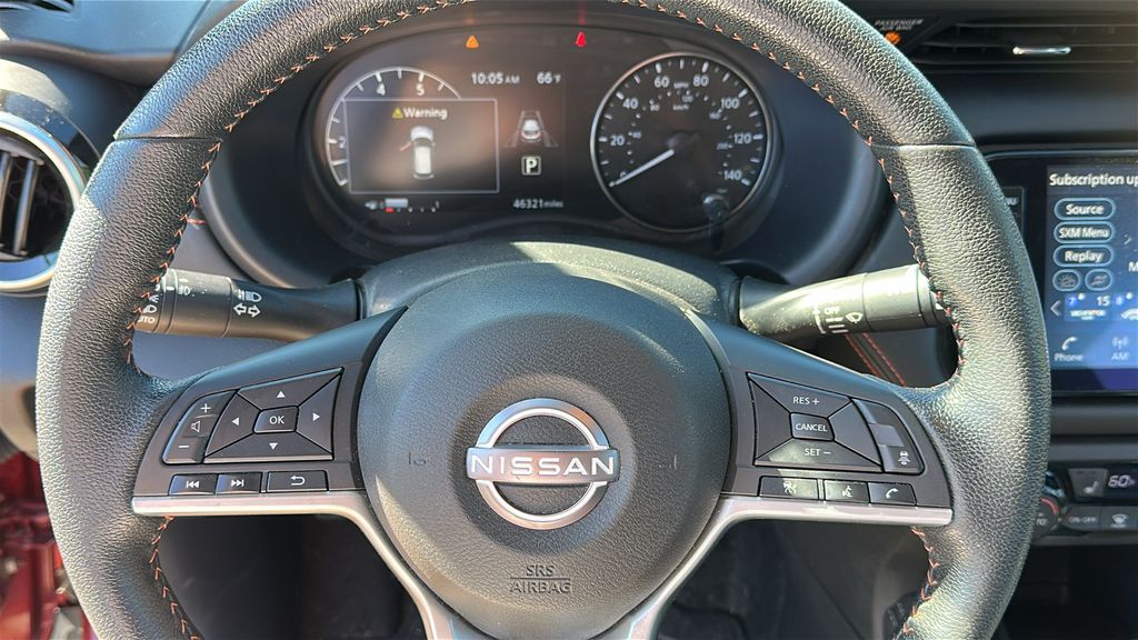 2022 Nissan Kicks SR photo 11
