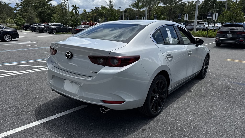 2025 Mazda Mazda3 2.5 Select Sport photo 3