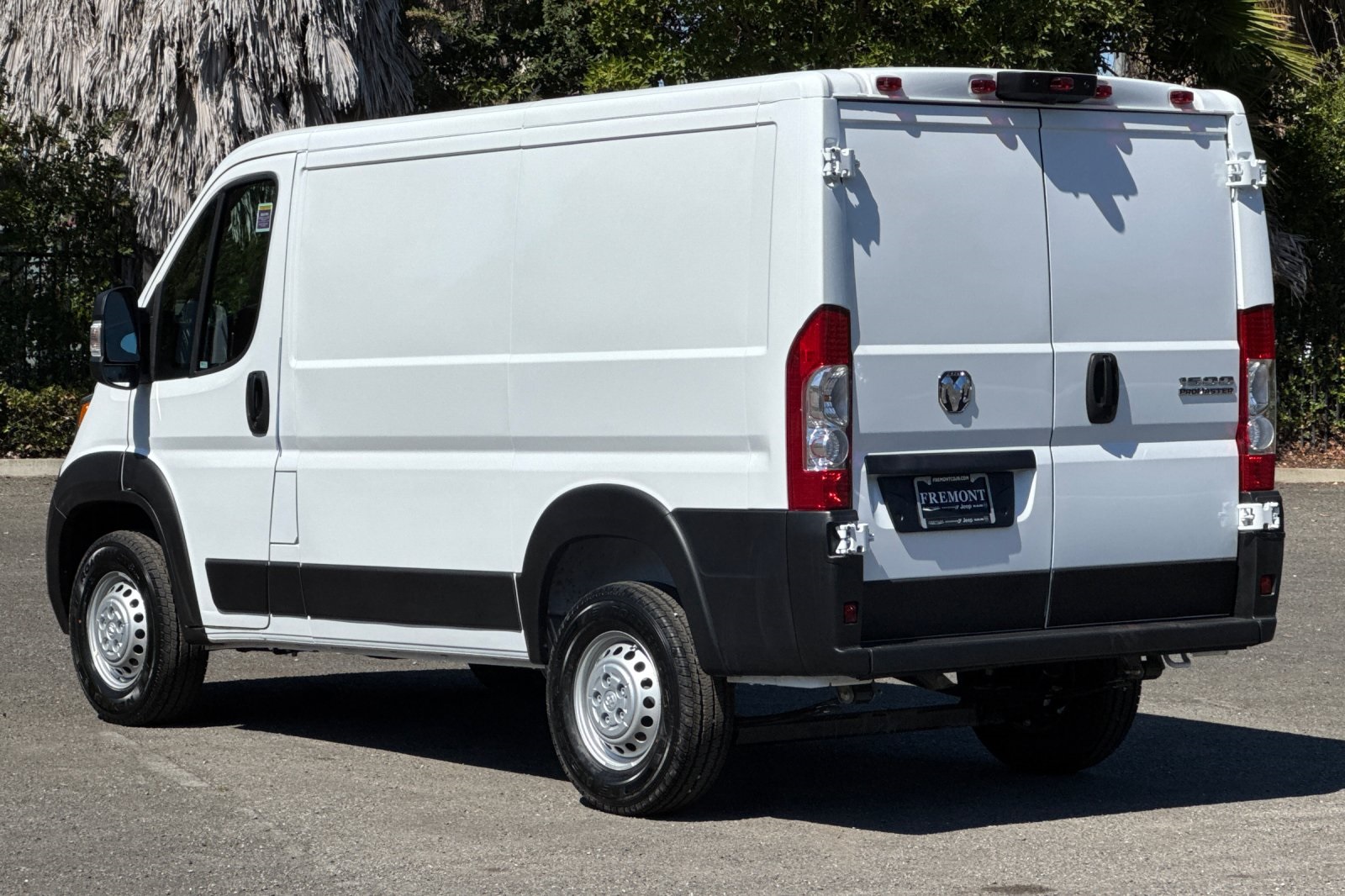 2026 Ram ProMaster 1500 photo 2