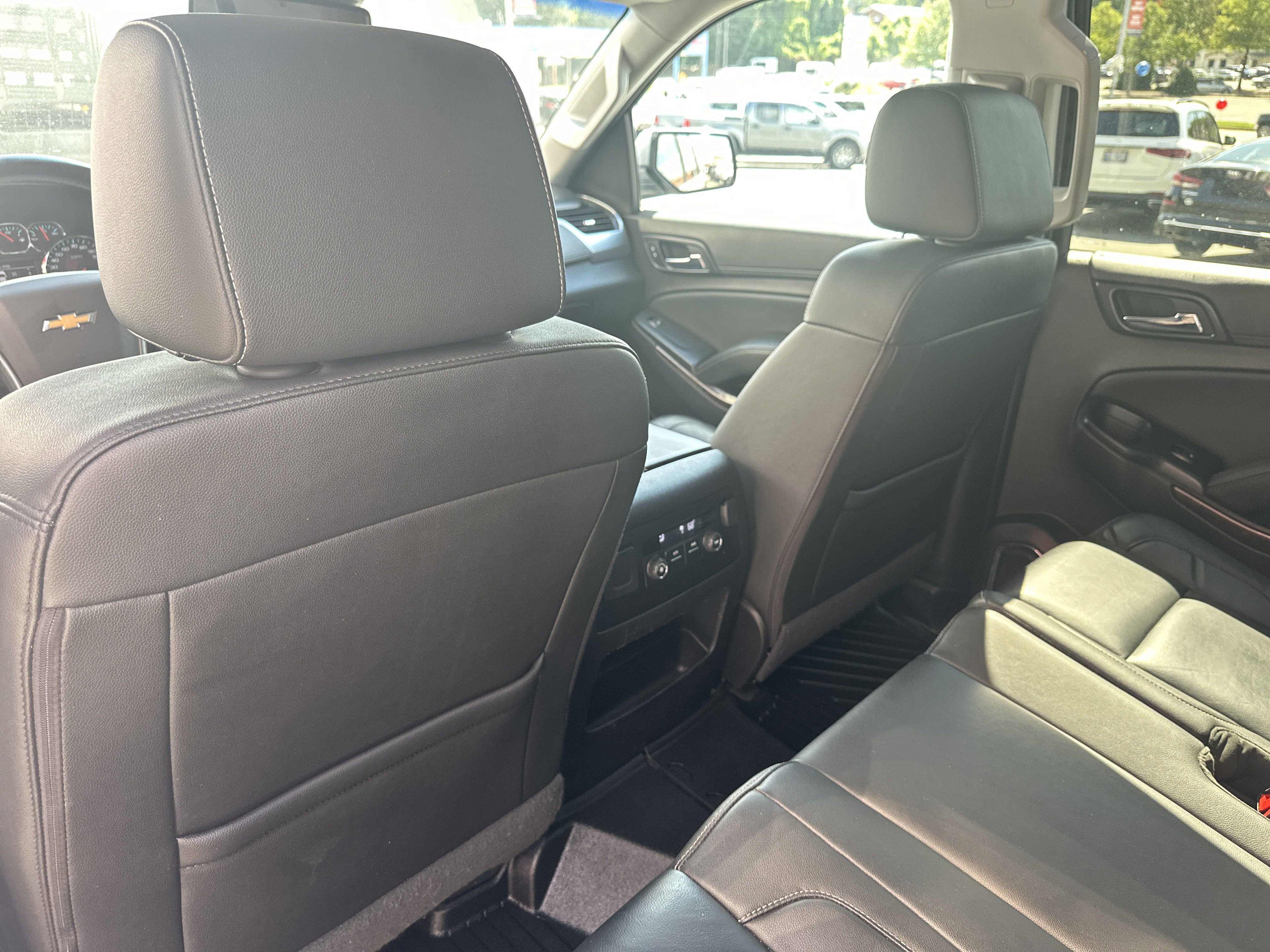 2020 Chevrolet Tahoe LT photo 2