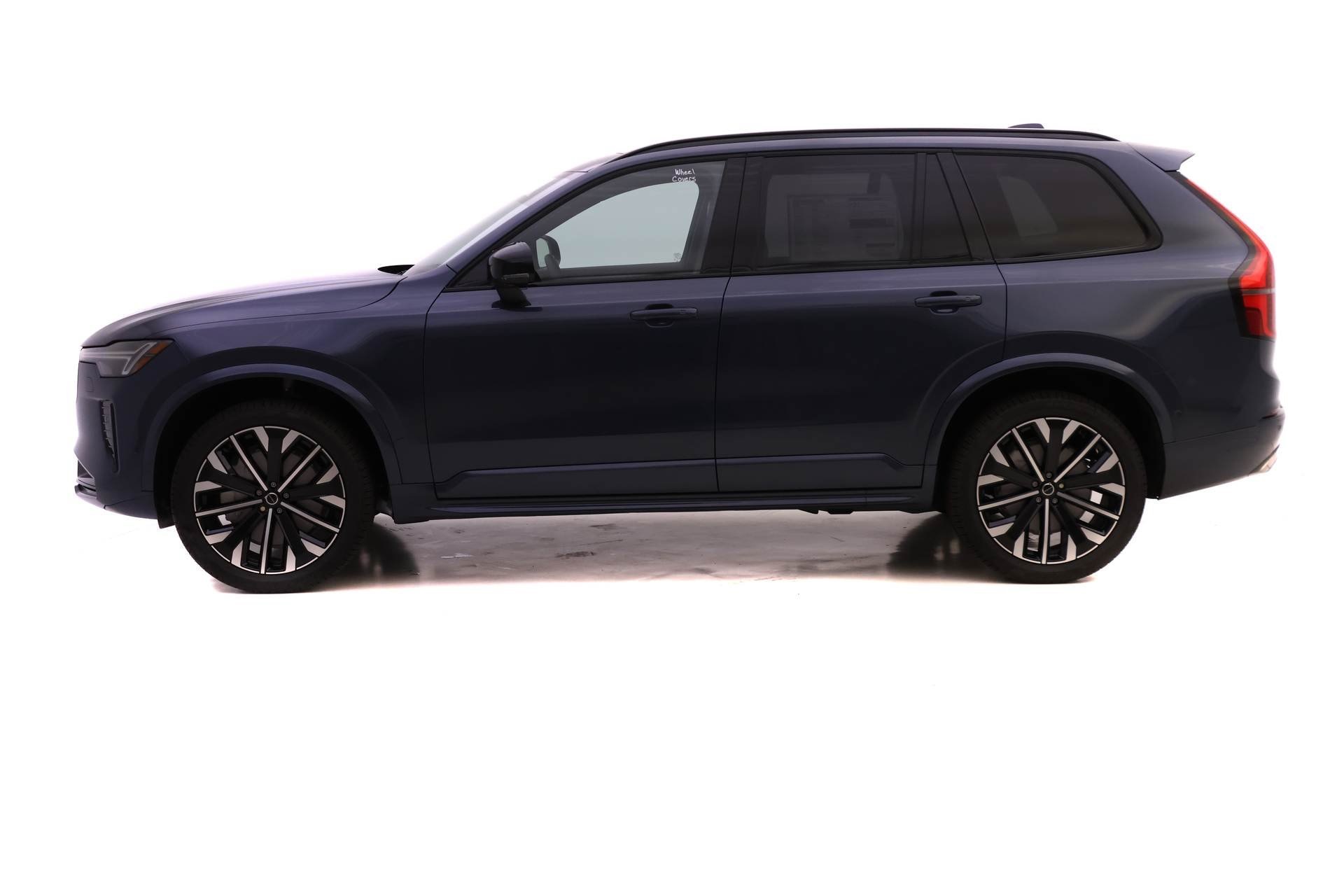2026 Volvo XC90 photo 3