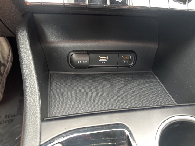 2022 Kia K5 GT-Line photo 28