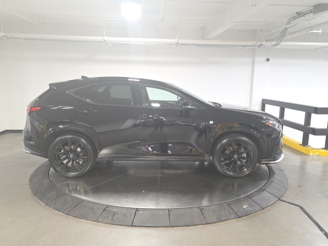 2022 Lexus NX 350 F SPORT Handling photo 4