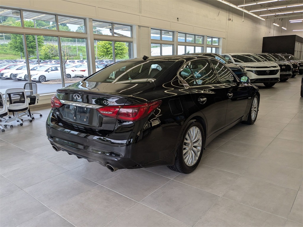 2018 Infiniti Q50 Red Sport 400 photo 3