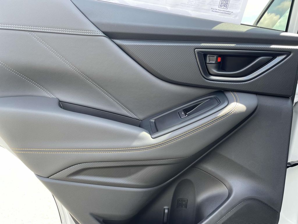2025 Subaru Forester Wilderness photo 2