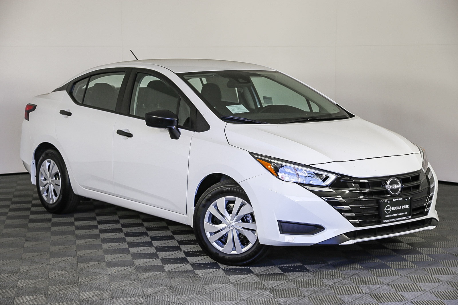 2025 Nissan Versa Sedan