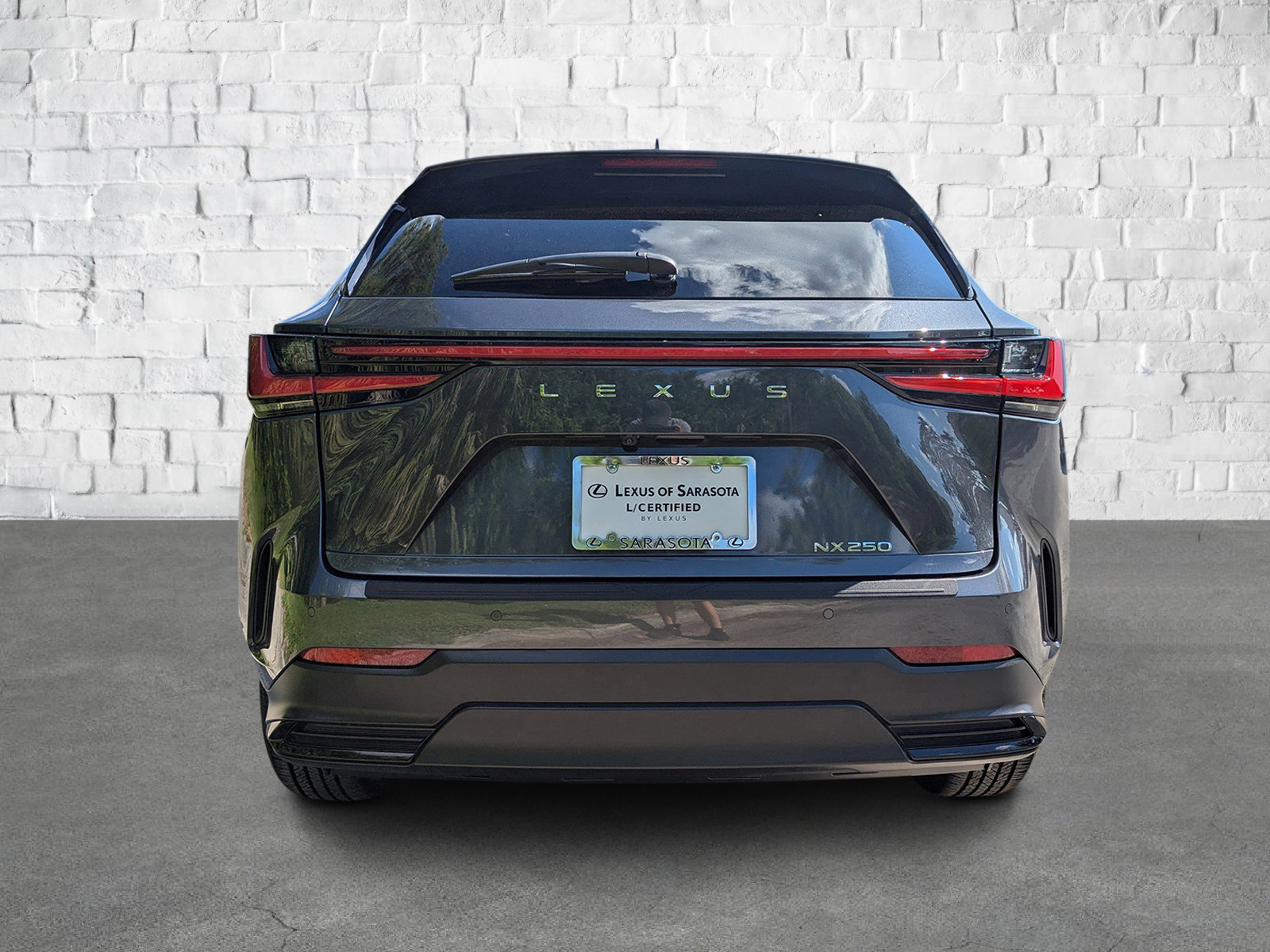 2025 Lexus NX Premium photo 5