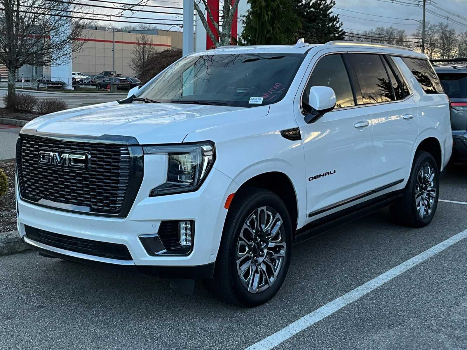 2024 Gmc Yukon Denali Ultimate photo 3