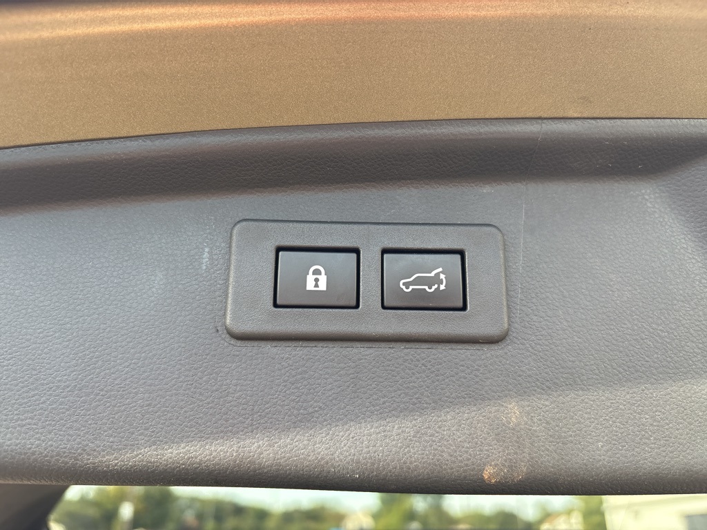 2022 Subaru Outback Limited photo 26