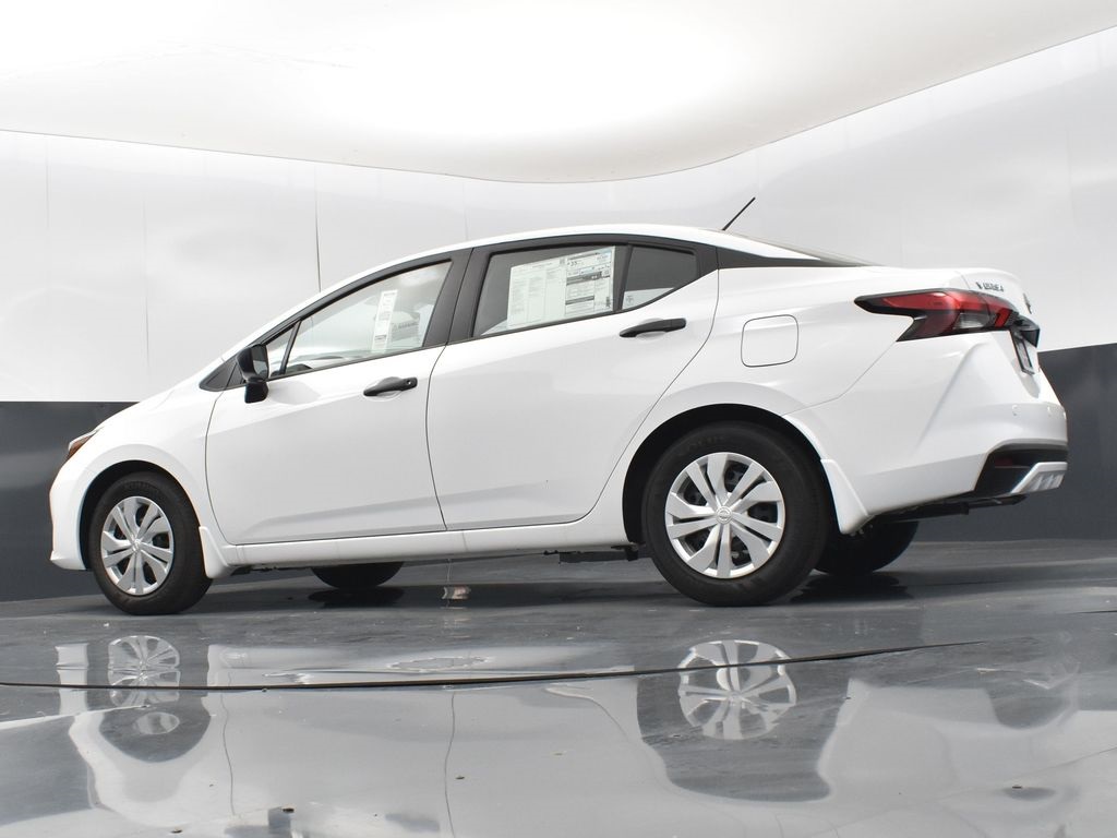 2025 Nissan Versa 1.6 S photo 32