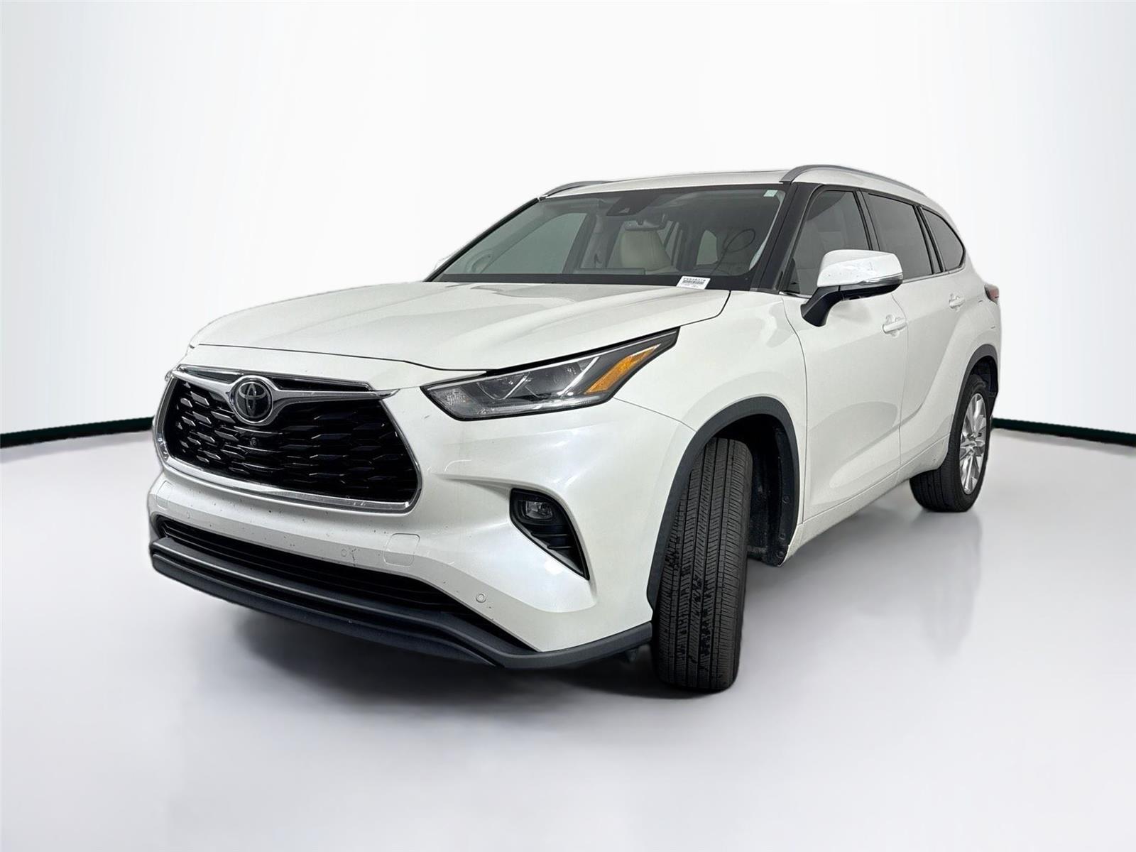 2021 Toyota Highlander Limited photo 2