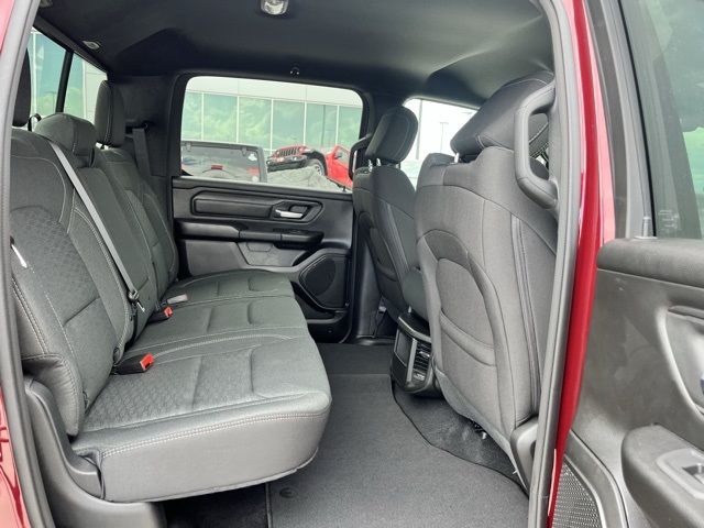 2025 Ram 1500 Tradesman photo 17