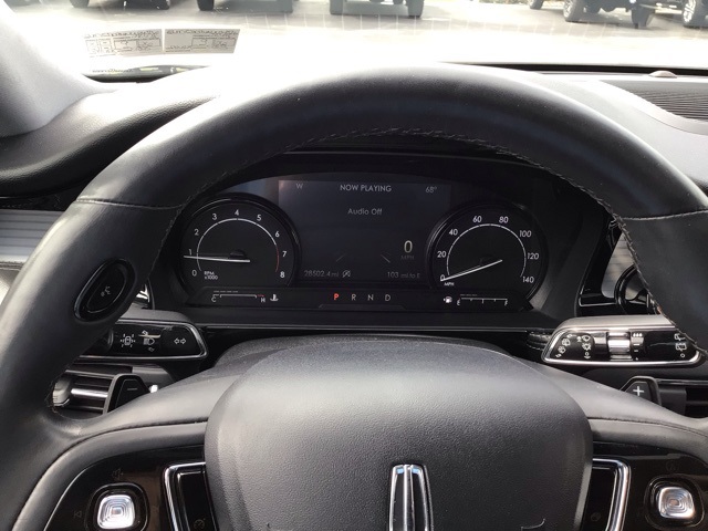 2022 Lincoln Corsair Standard photo 9