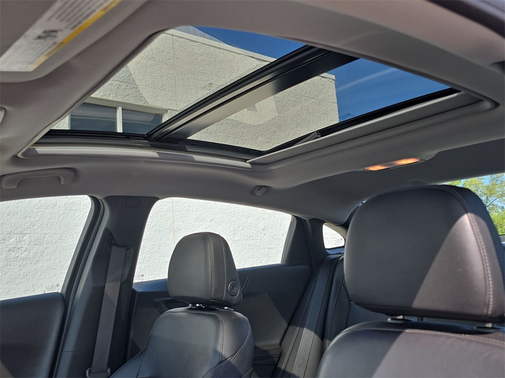 2017 Chevrolet Malibu Premier photo 19