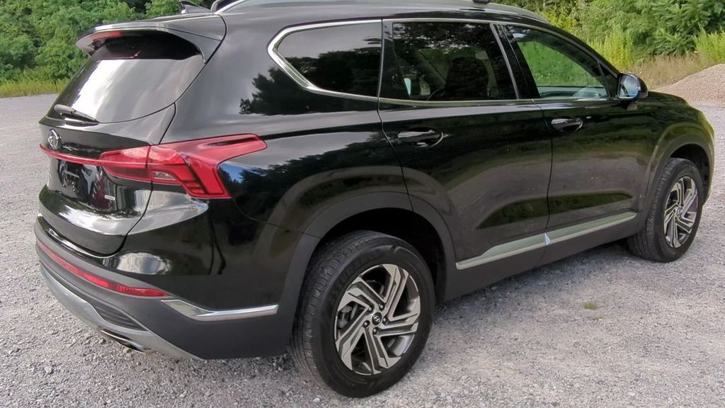 2022 Hyundai Santa Fe SEL photo 8