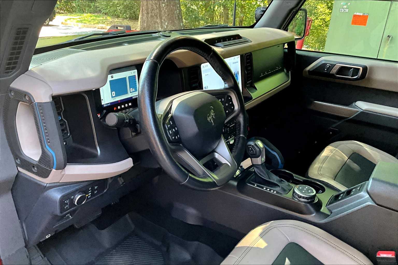 2022 Ford Bronco Wildtrak photo 16