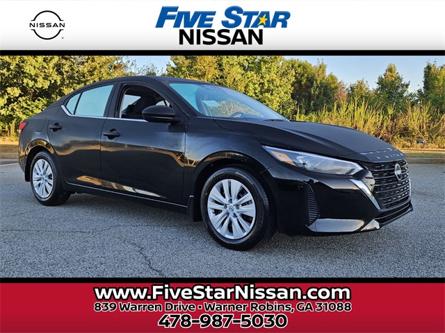2025 Nissan Sentra S's photo