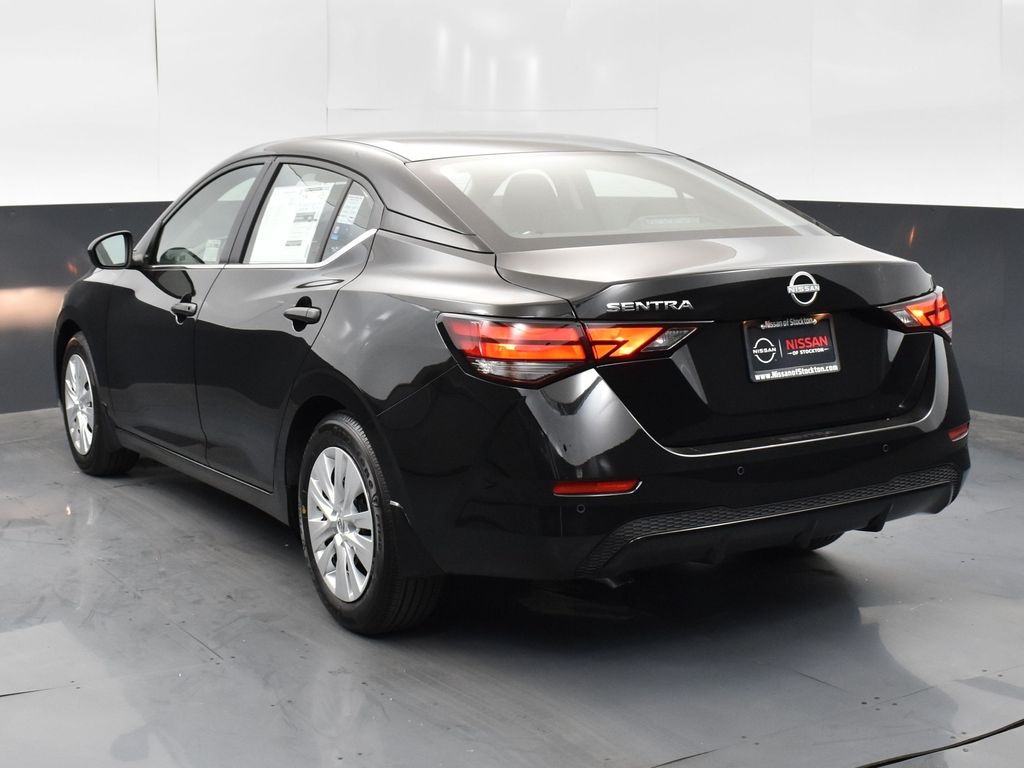 2025 Nissan Sentra S photo 3