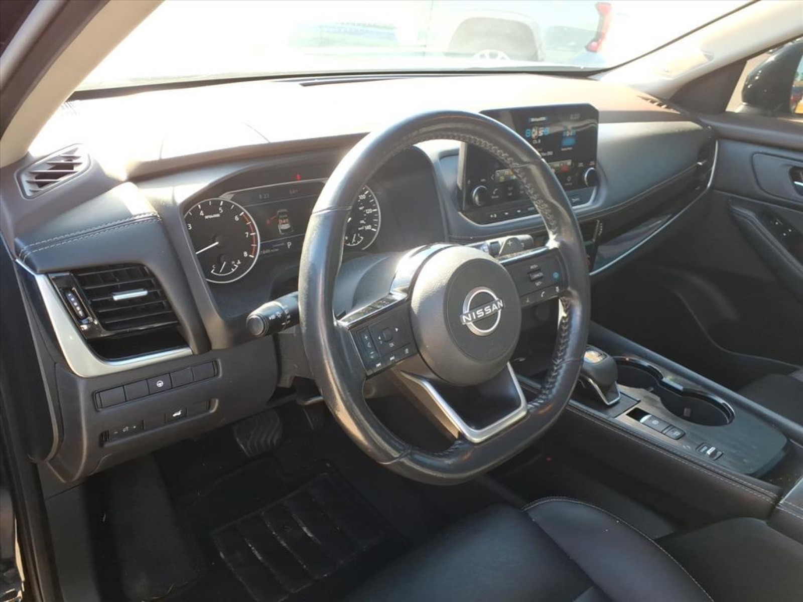 2023 Nissan Rogue SL Black at Robbins Nissan