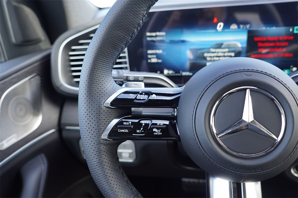 2026 Mercedes Benz GLS 450 4MATIC photo 18