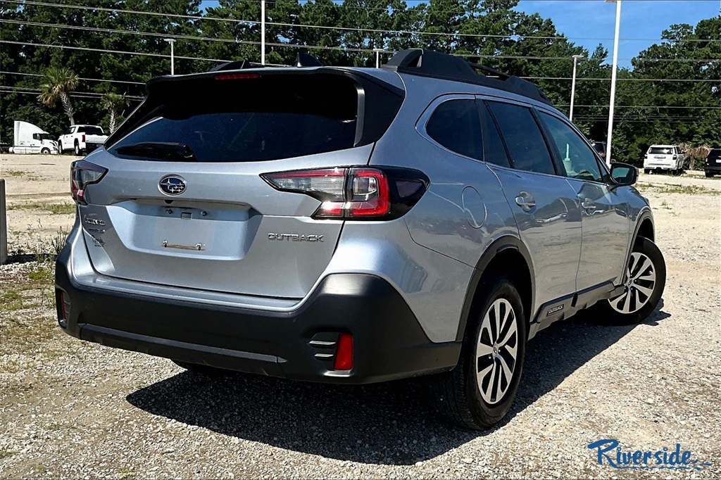 2022 Subaru Outback Premium photo 4