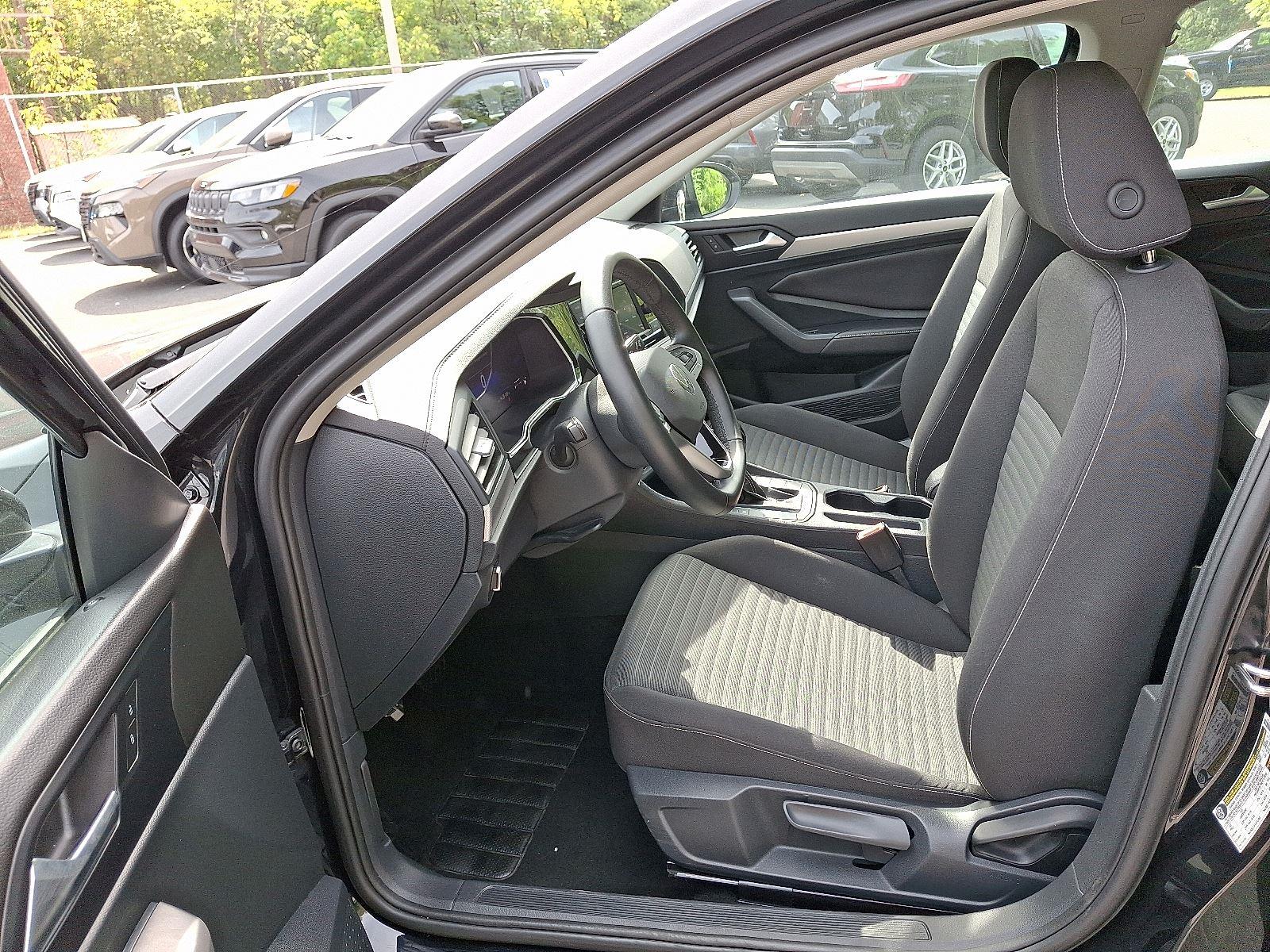 2024 Volkswagen Jetta S photo 11