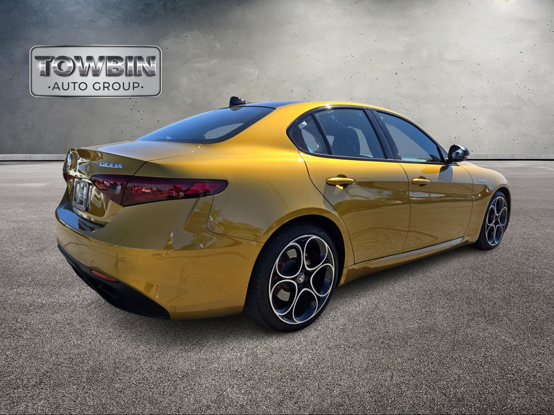 2022 Alfa Romeo Giulia Ti - VELOCE photo 4