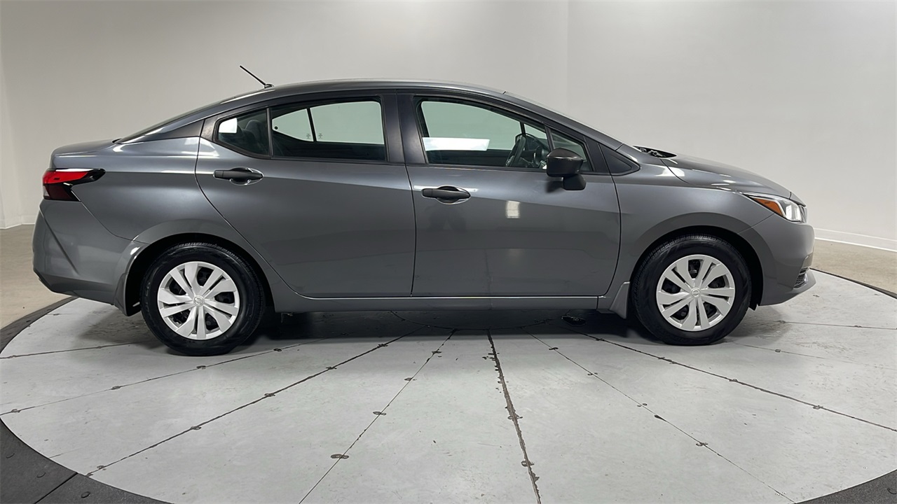 2021 Nissan Versa 1.6 S photo 6