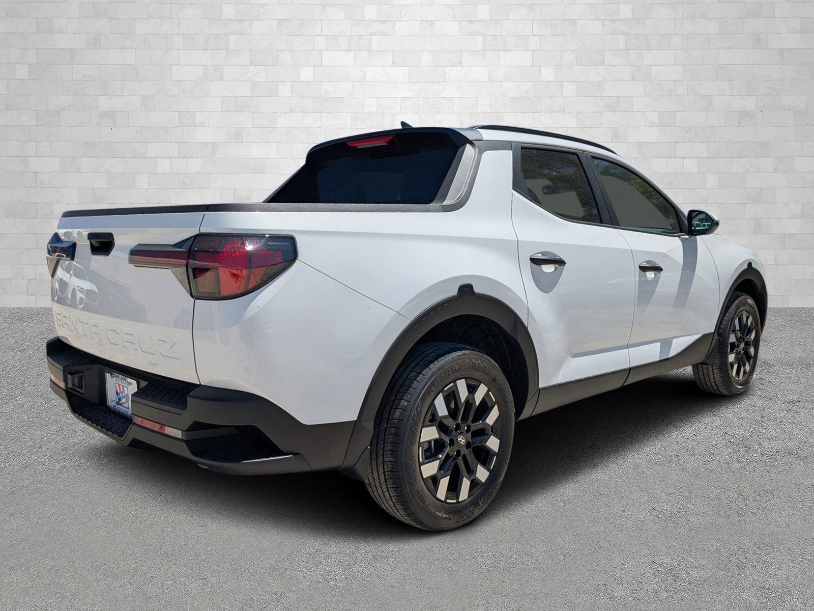 2025 Hyundai Santa Cruz SEL photo 2