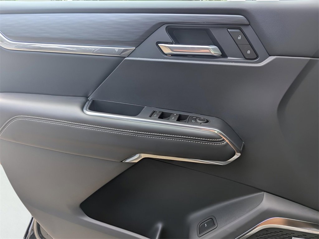 2026 Gmc Acadia Elevation photo 11