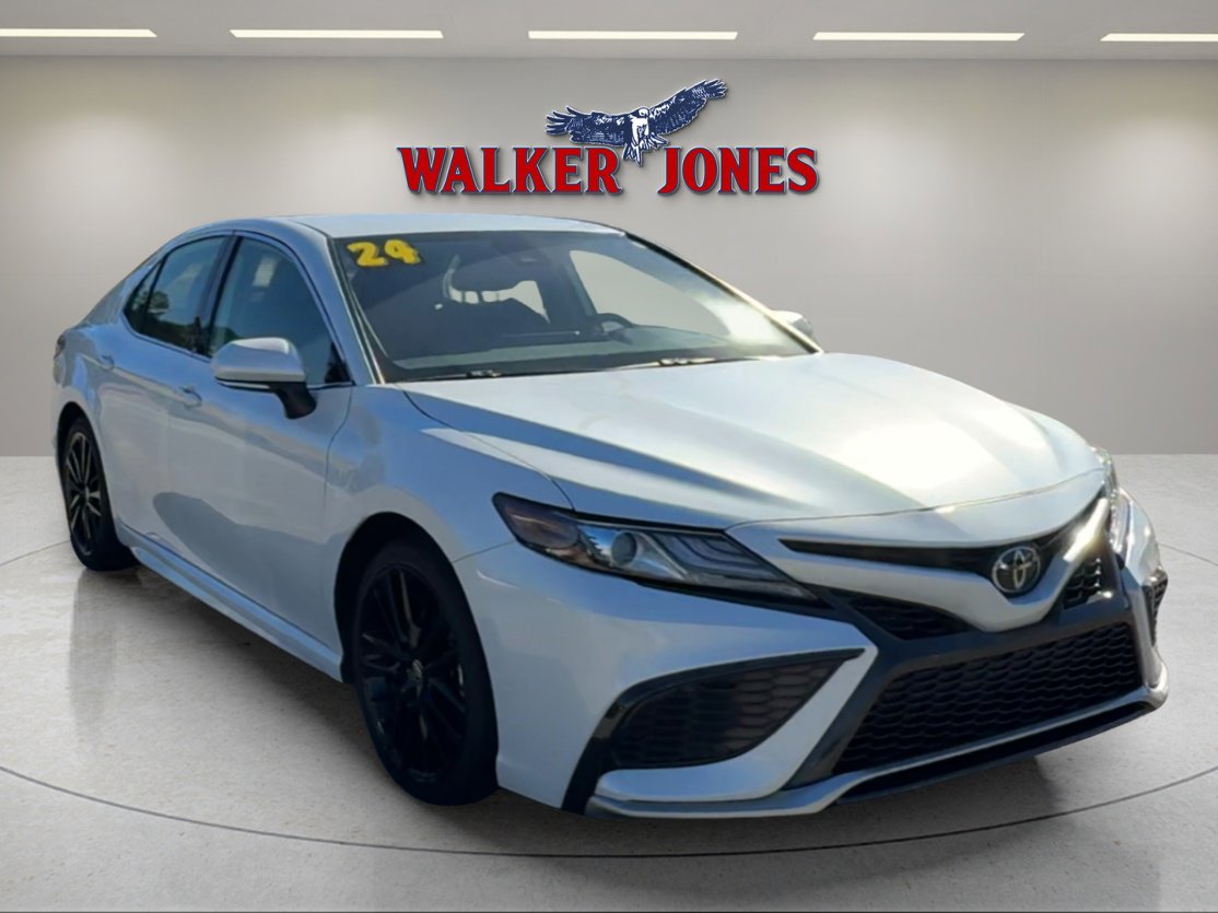 2024 Toyota Camry XSE photo 3