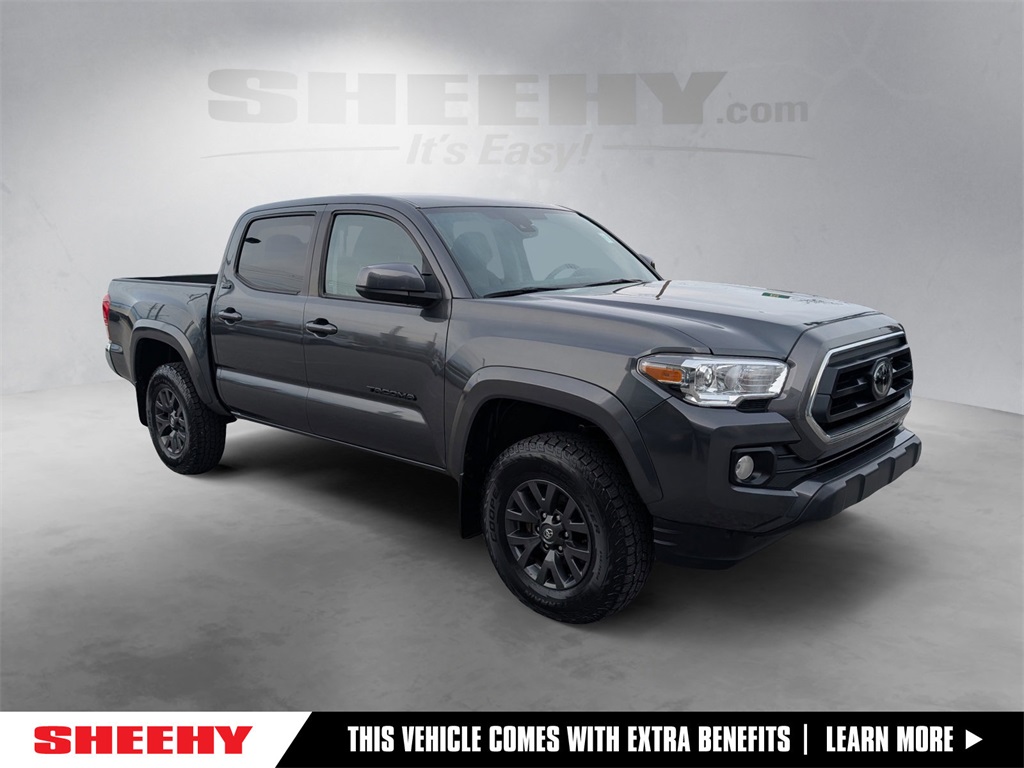 2022 Toyota Tacoma SR5's photo