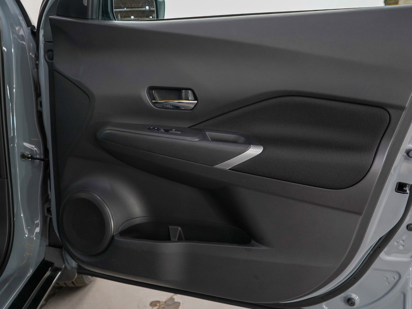 2021 Nissan Kicks SV photo 9