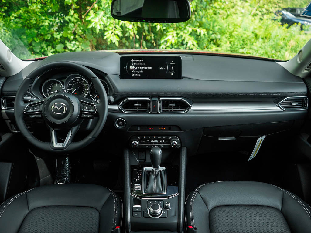 2025 Mazda CX-5 2.5 S Preferred photo 13