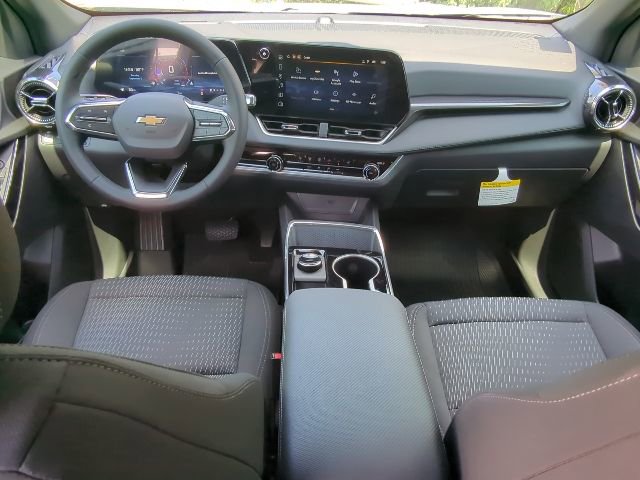 2026 Chevrolet Equinox LT photo 4