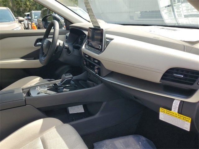 2025 Nissan Rogue SV photo 29