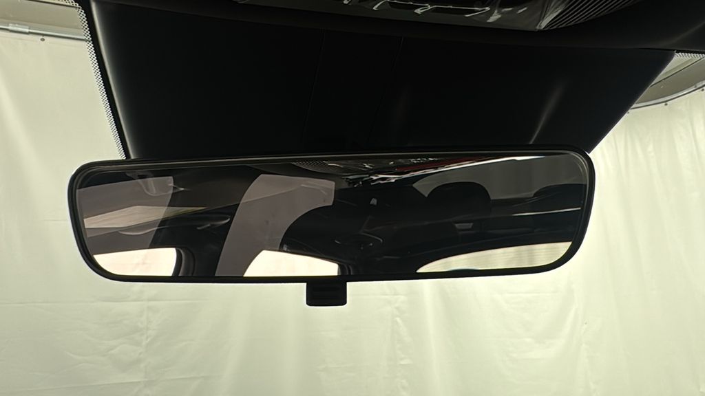 2025 Kia K4 GT-Line photo 26