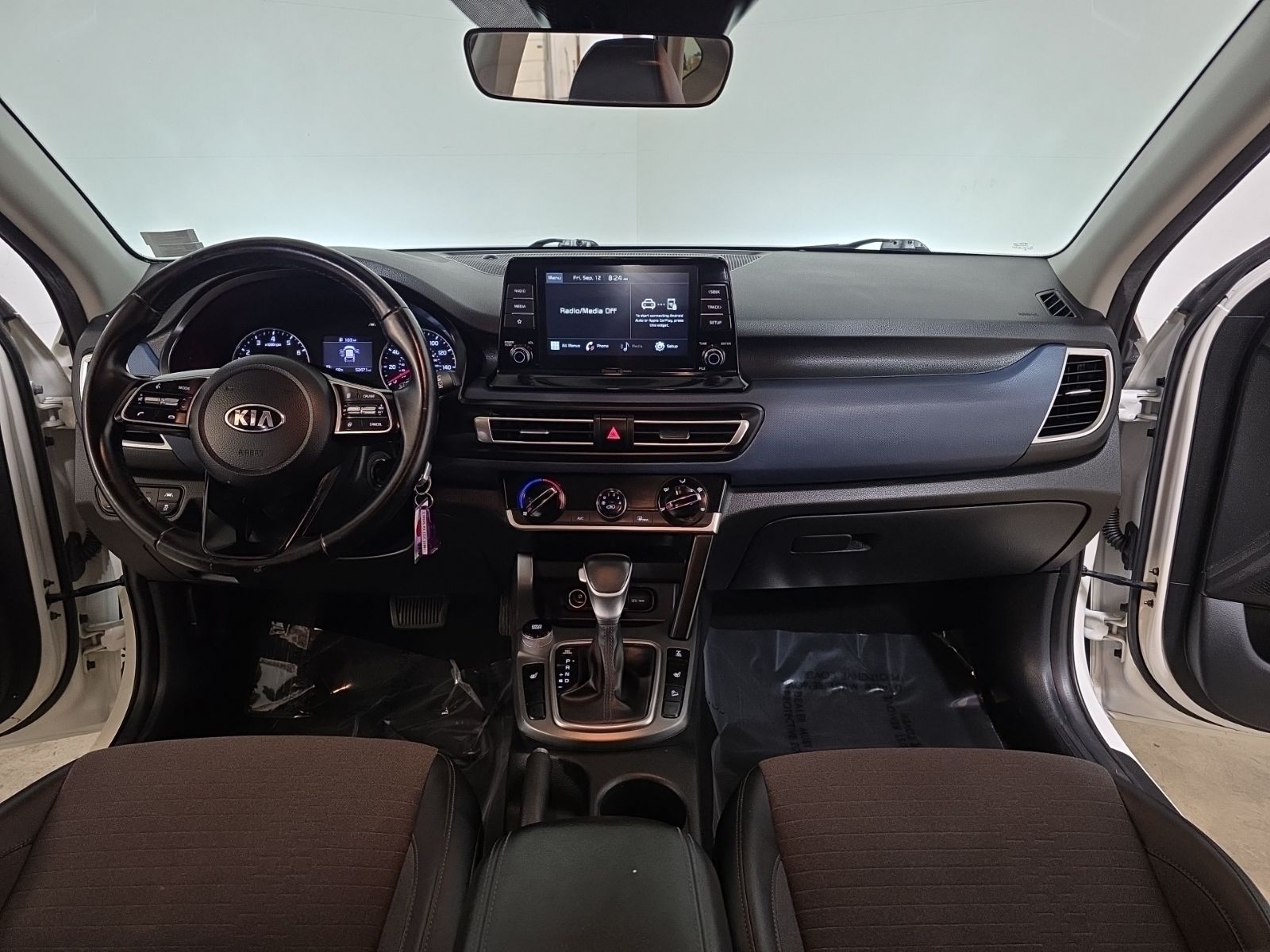 2021 Kia Seltos S photo 8