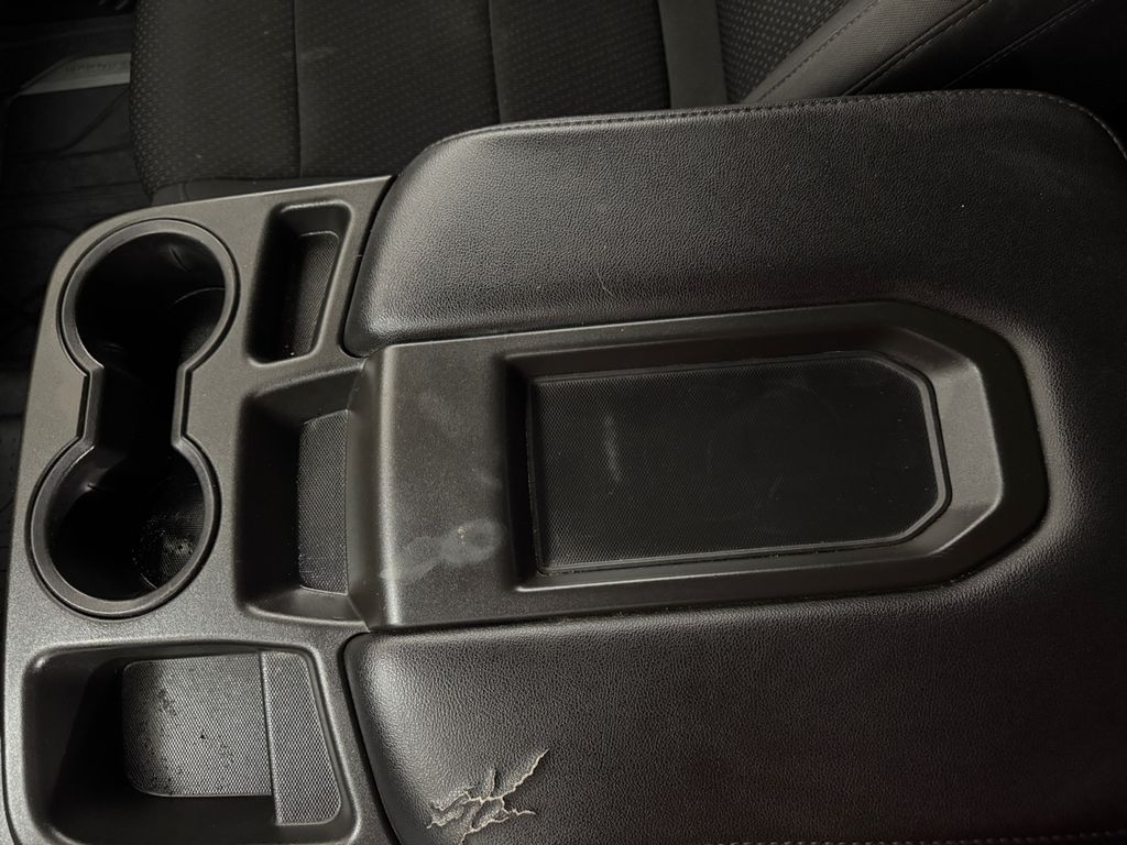2020 Chevrolet Silverado 1500 Custom photo 20